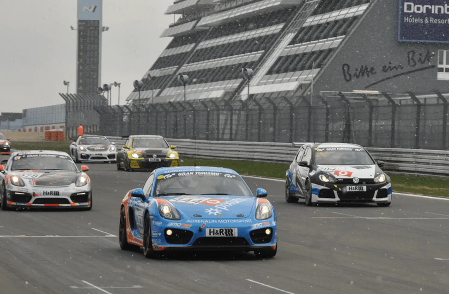 2019 NES500 & VLN