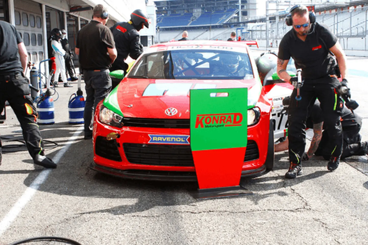 2019 NES500 & VLN